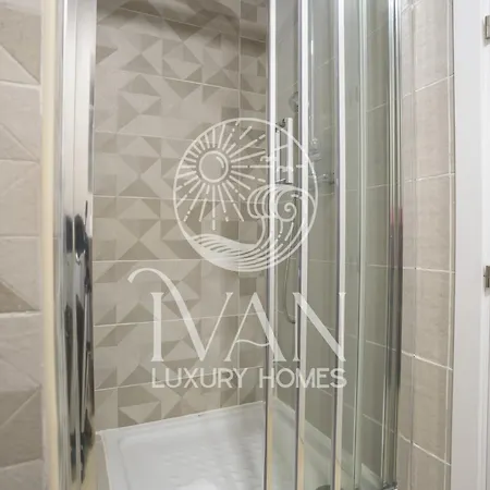 Casa Dajumai Ivan Luxury Homes 7ªplta Frontal 1ªlínea Apartamento